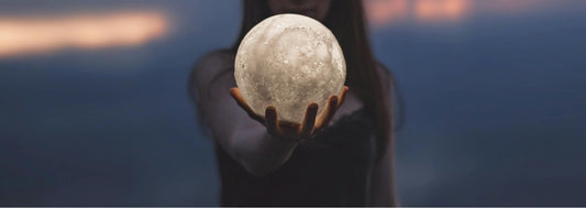 Luna Llena: ¿Efecto místico o un hack de tu biología? ⚡
