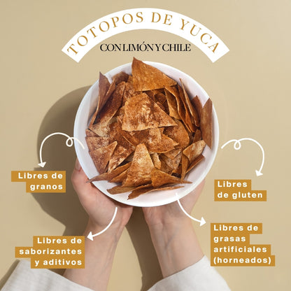Totopos de yuca con limón y chile