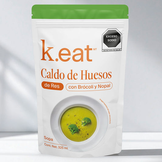 Caldo de Huesos de Res con Brócoli y Nopal