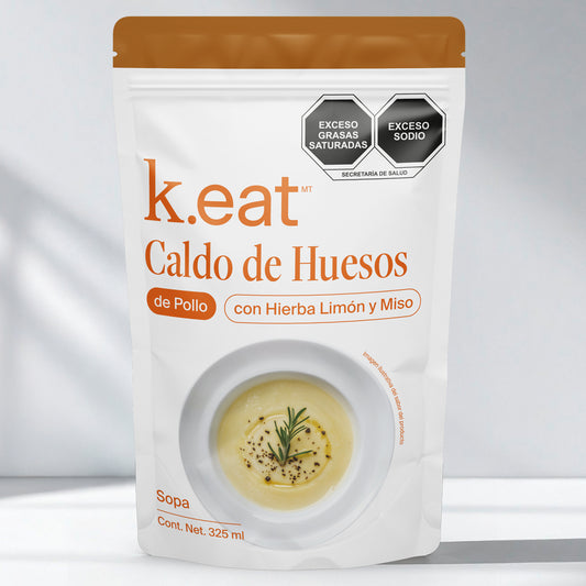 Caldo de Huesos de Pollo con Hierba Limón y Miso