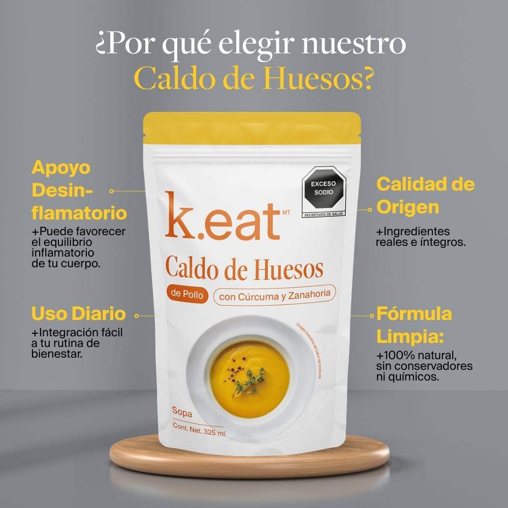 Caldo de Huesos de Pollo con Cúrcuma y Zanahoria