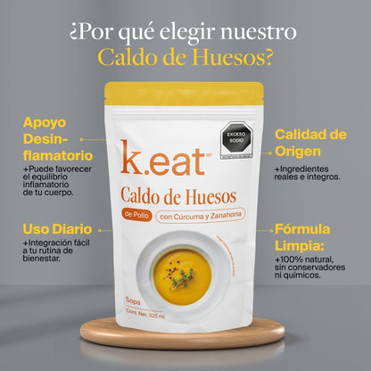 Caldo de Huesos de Pollo con Cúrcuma y Zanahoria