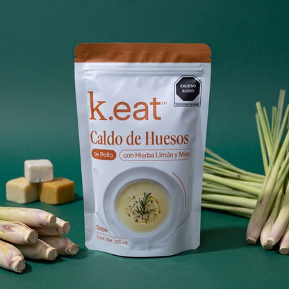 Caldo de Huesos de Pollo con Hierba Limón y Miso