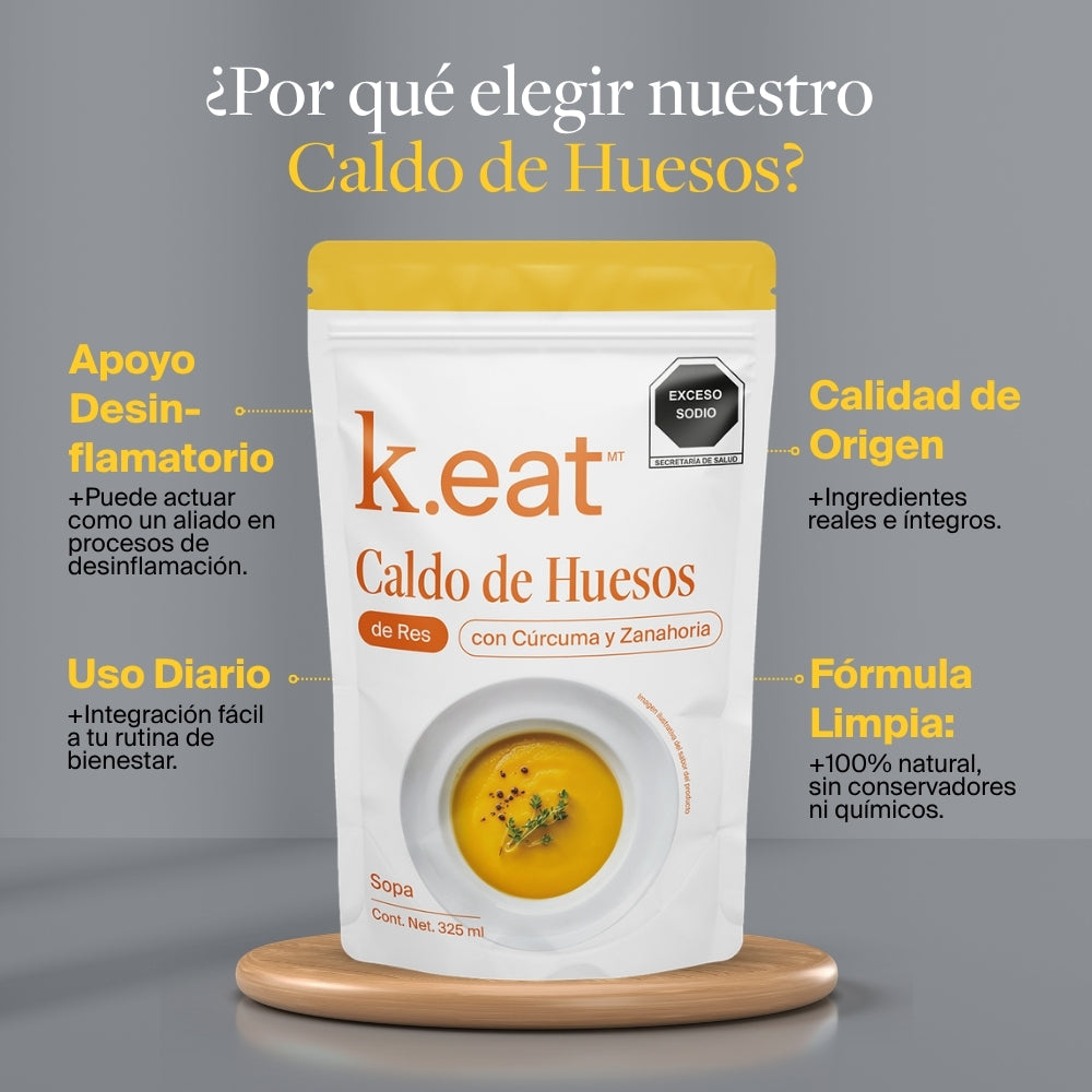 Caldo de Huesos de Res con Cúrcuma y Zanahoria